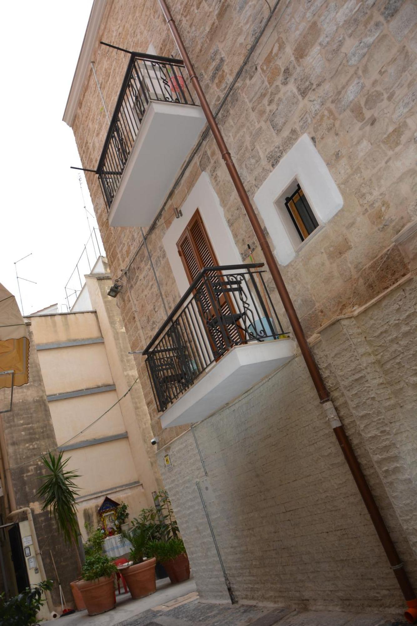 فندق Dimora Del Carmine باري المظهر الخارجي الصورة